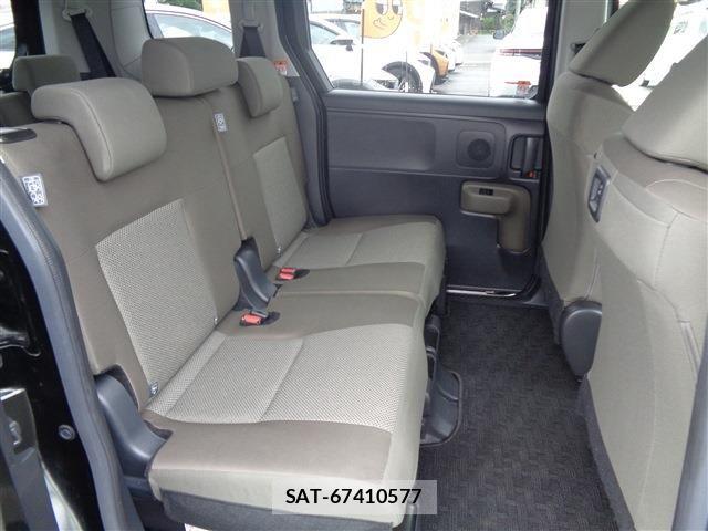 Toyota SIENTA 2023-05 8745875-16