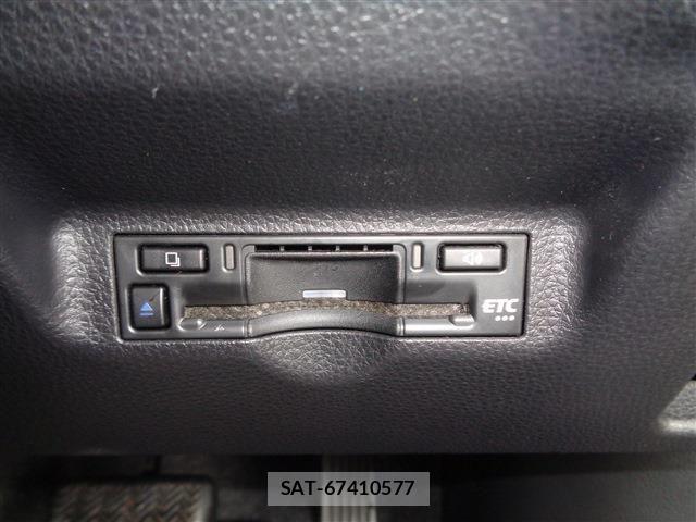 Toyota SIENTA 2023-05 8745875-27