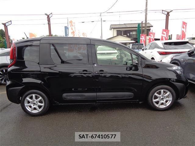 Toyota SIENTA 2023-05 8745875-3