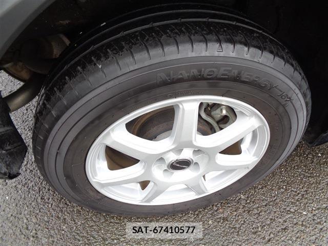 Toyota SIENTA 2023-05 8745875-8