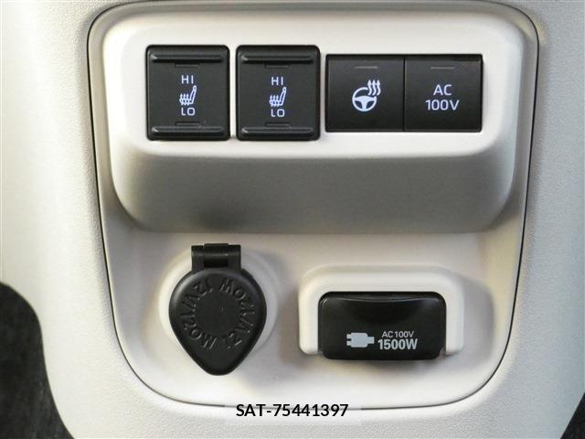 Toyota SIENTA 2023-07 8745870-11