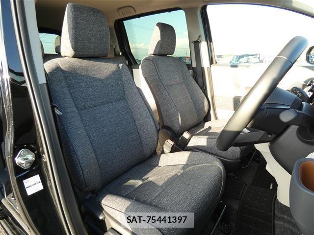 Toyota SIENTA 2023-07 8745870-15