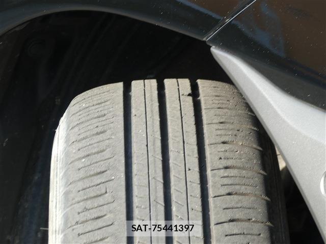 Toyota SIENTA 2023-07 8745870-1