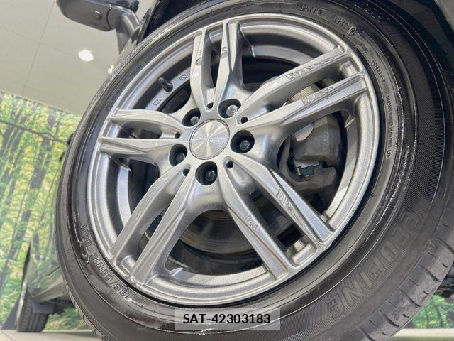 Toyota SIENTA 2021-10 8745878-13