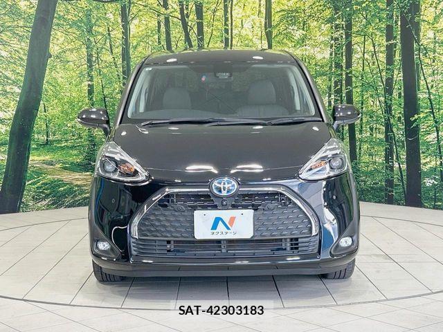 Toyota SIENTA 2021-10 8745878-14