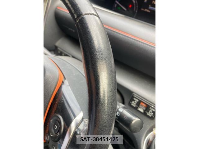 Toyota SIENTA 2015-10 8744142-12