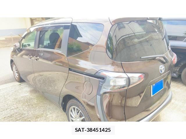 Toyota SIENTA 2015-10 8744142-2