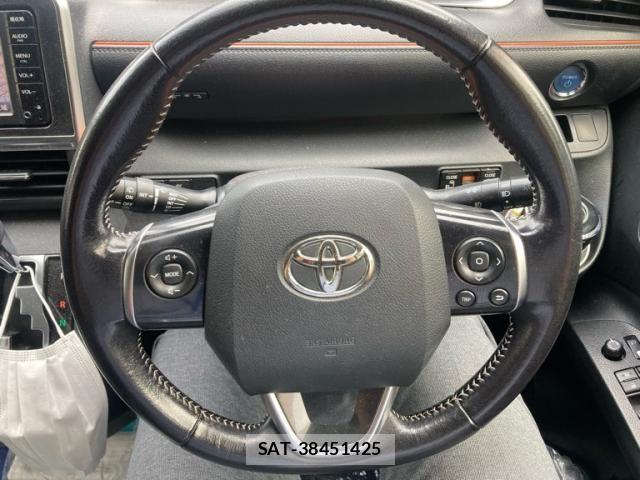 Toyota SIENTA 2015-10 8744142-8