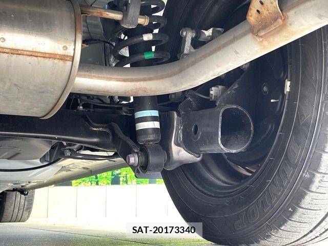 Toyota SIENTA 2023-11 8745873-19