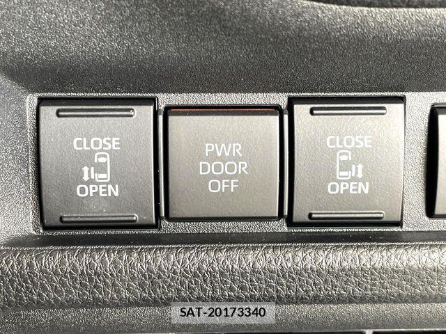 Toyota SIENTA 2023-11 8745873-5