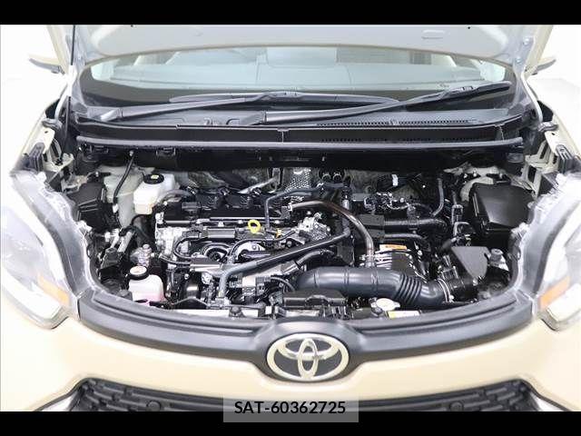 Toyota SIENTA 2024-12 8745864-24
