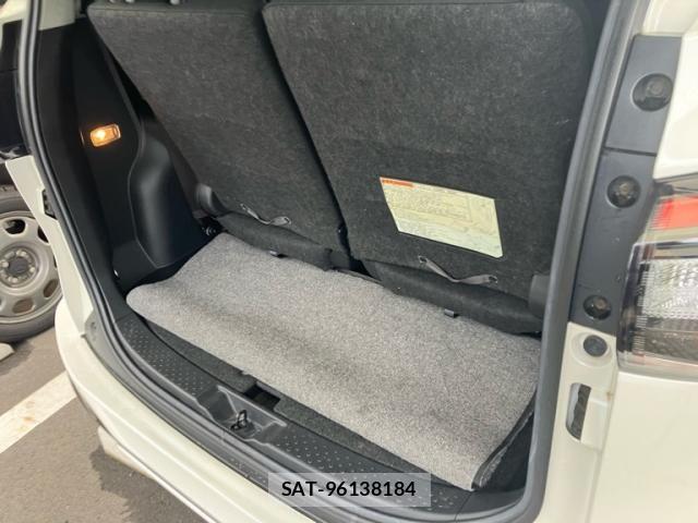 Toyota SIENTA 2016-08 8745882-10