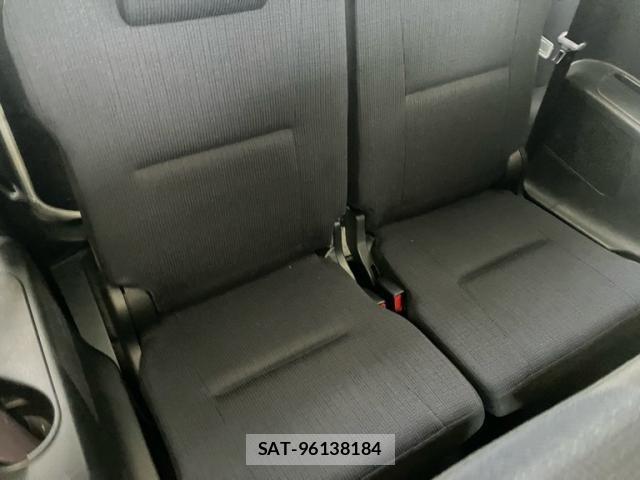 Toyota SIENTA 2016-08 8745882-13