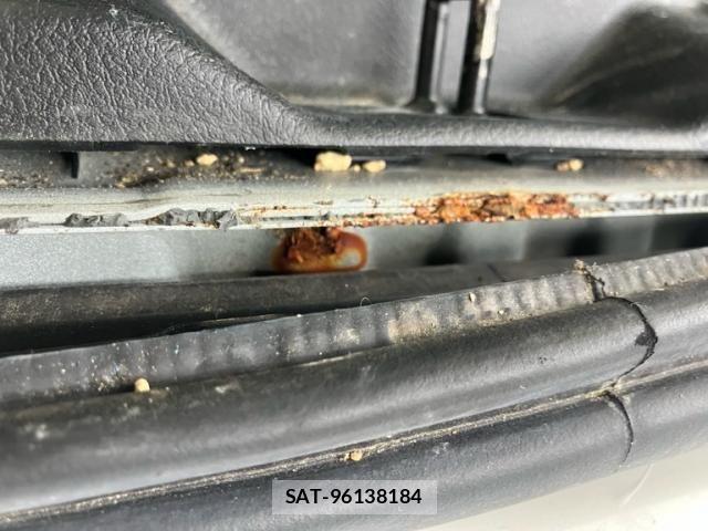 Toyota SIENTA 2016-08 8745882-23
