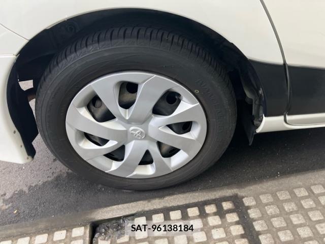 Toyota SIENTA 2016-08 8745882-7