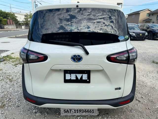 Toyota SIENTA 2015-11 8745884-17