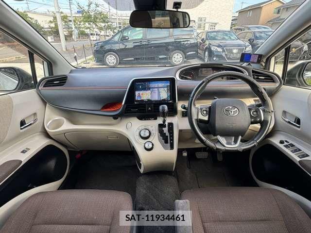 Toyota SIENTA 2015-11 8745884-3