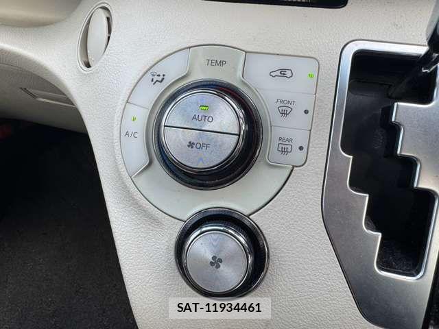 Toyota SIENTA 2015-11 8745884-8