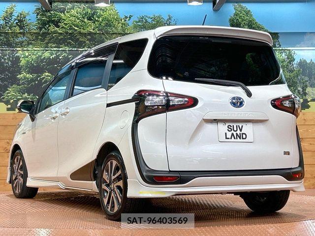 Toyota SIENTA 2015-09 8745879-11