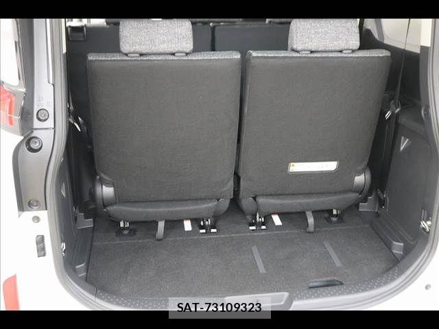 Toyota SIENTA 2024-08 8745865-13