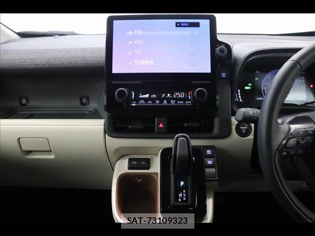 Toyota SIENTA 2024-08 8745865-28