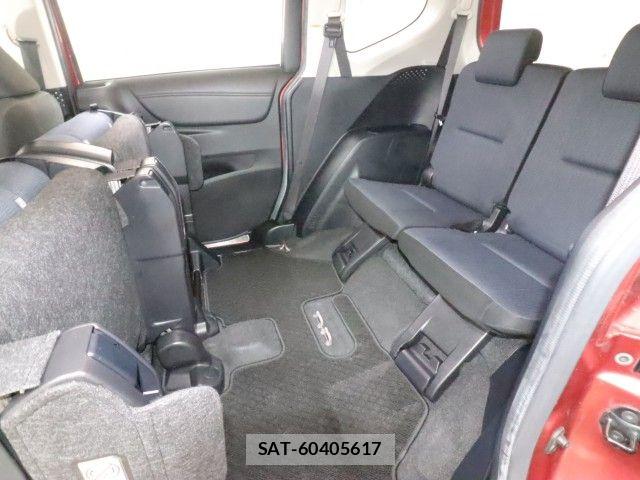 Toyota SIENTA 2017-09 8745885-8
