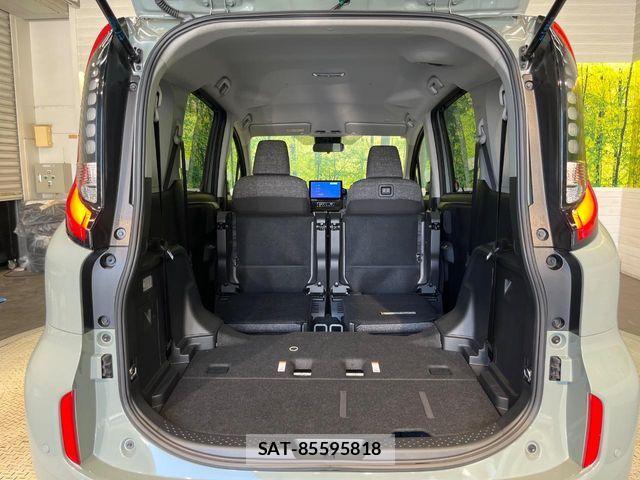 Toyota SIENTA 2025-08 8745863-9