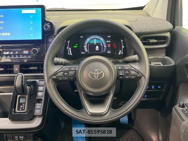Toyota SIENTA 2025-08 8745863-10