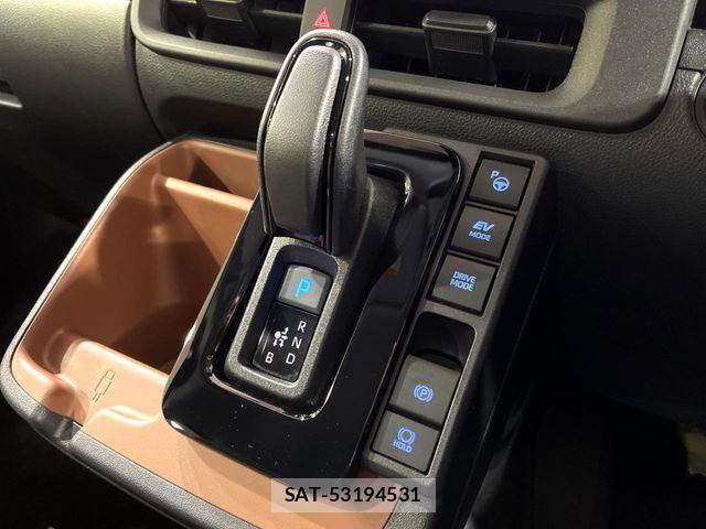 Toyota SIENTA 2025-12 8782046-2
