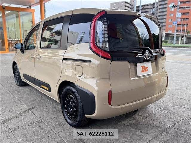 Toyota SIENTA 2025-08 8782047-12