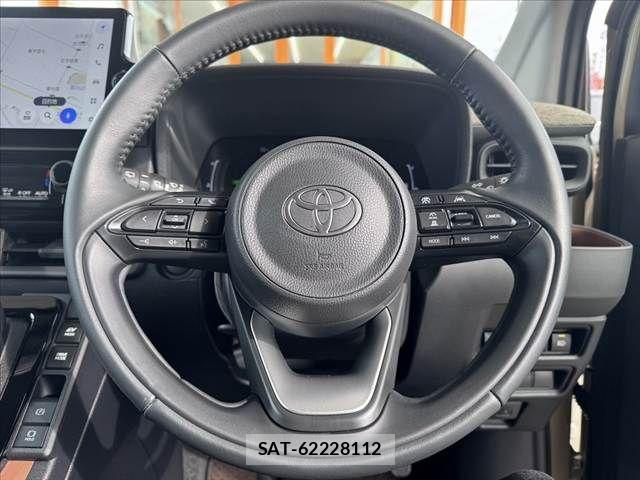 Toyota SIENTA 2025-08 8782047-4