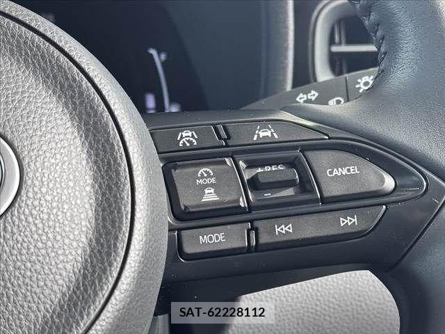 Toyota SIENTA 2025-08 8782047-5