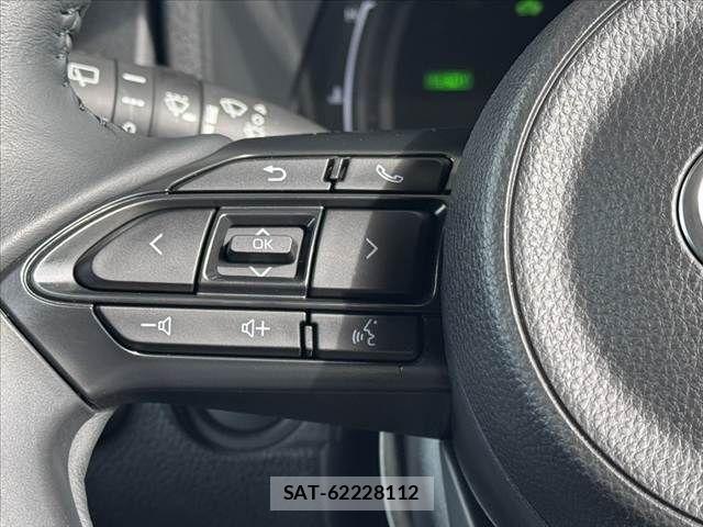 Toyota SIENTA 2025-08 8782047-6