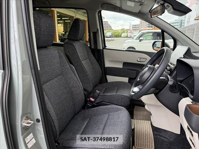 Toyota SIENTA 2025-10 8782050-15