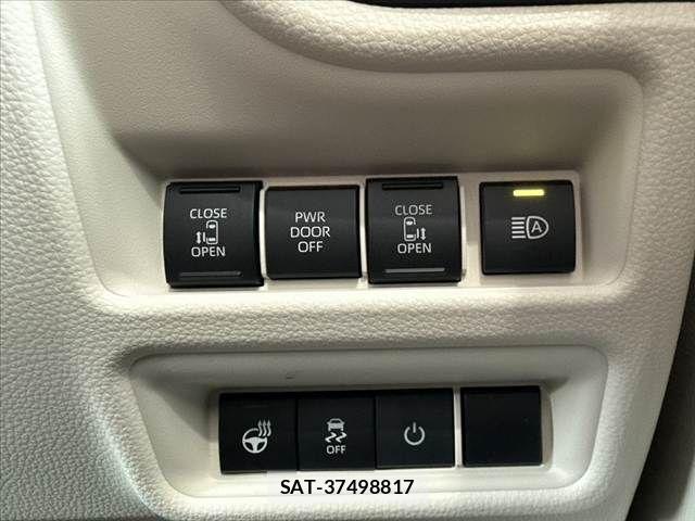 Toyota SIENTA 2025-10 8782050-27