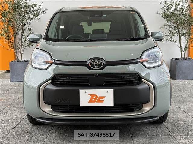 Toyota SIENTA 2025-10 8782050-8