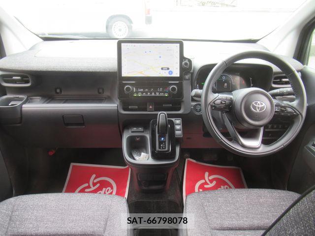 Toyota SIENTA 2024-10 8782048-1