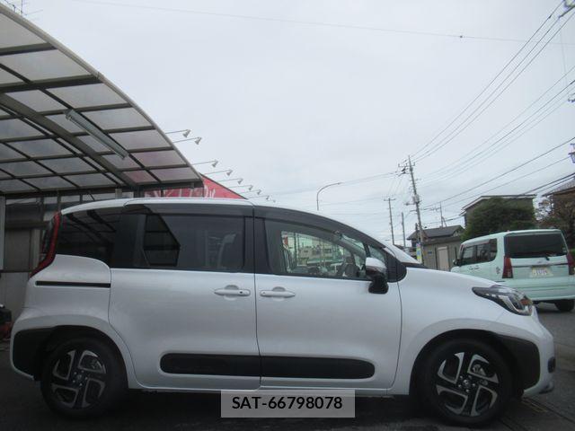 Toyota SIENTA 2024-10 8782048-3