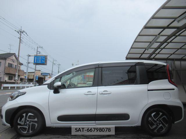 Toyota SIENTA 2024-10 8782048-4
