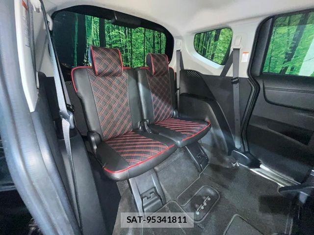 Toyota SIENTA 2016-06 8782065-10