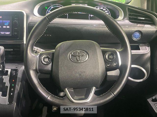 Toyota SIENTA 2016-06 8782065-12