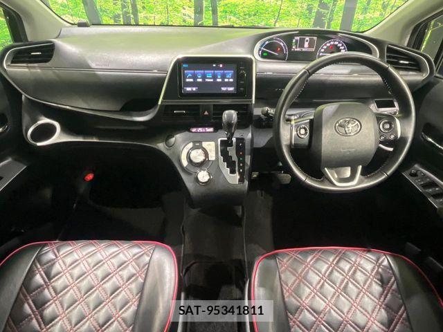 Toyota SIENTA 2016-06 8782065-1