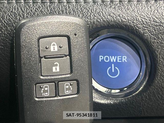 Toyota SIENTA 2016-06 8782065-7