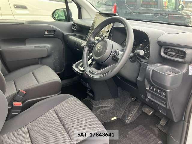 Toyota SIENTA 2025-04 8782052-11