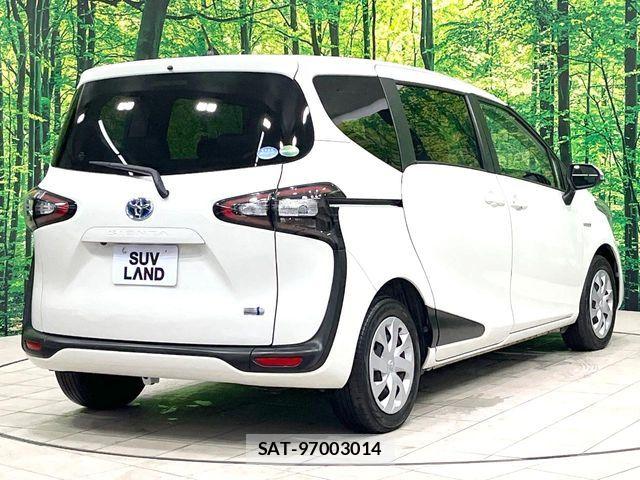 Toyota SIENTA 2017-12 8782063-16