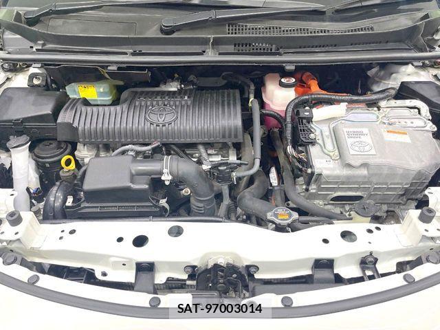 Toyota SIENTA 2017-12 8782063-17