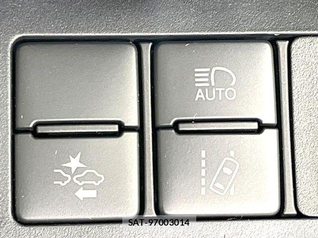Toyota SIENTA 2017-12 8782063-6