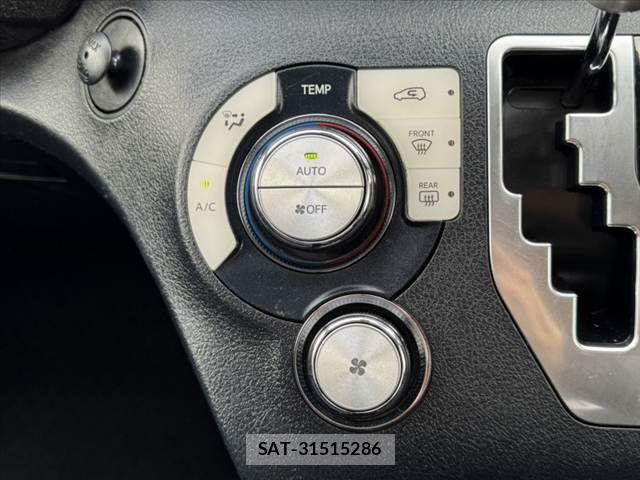 Toyota SIENTA 2015-07 8797495-23