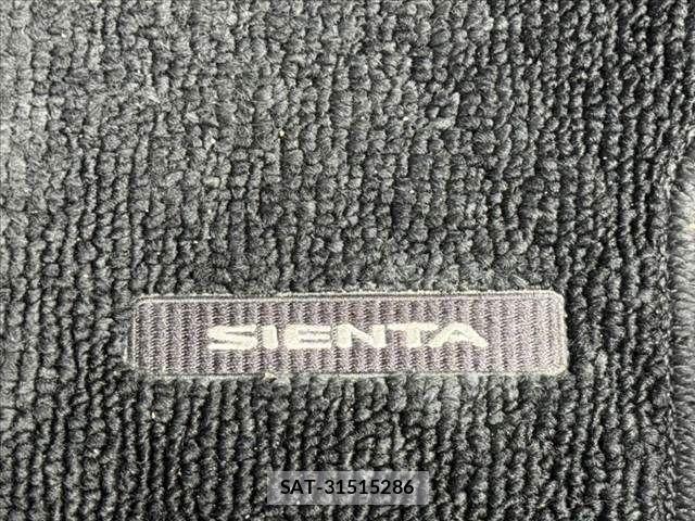 Toyota SIENTA 2015-07 8797495-29