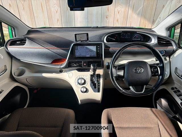 Toyota SIENTA 2016-02 8797493-1